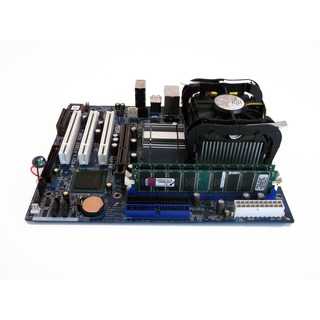 Motherboard Socket 478 AsRock P4i65G + 2 GB DDR + P4 2.8GHZ
