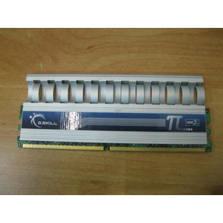 Memória 2Gb DDR2-1000 CL5
