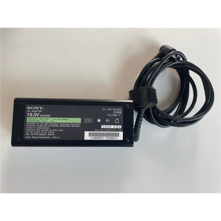 Carregador Sony Vaio 19.5V 4,7A 90W 4.4mm x 6.5mm (VGP-AC19V32)