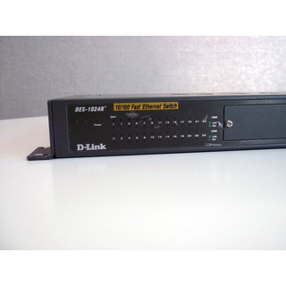 Switch D-Link 24 Portas DES-1024R+ 10/ 100Mbps Metal Rack