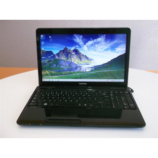 Portátil Toshiba Satellite L750D AMD A4 |SSD 256|4Gb|Radeon 6580G