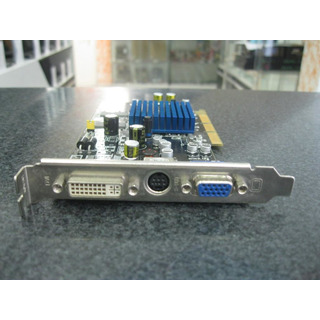 Placa Gráfica ATI Radeon 9000 W/ 128 MB DDR AGP