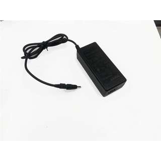 Carregador PORT Desegn Universal 19.5V 3.33A 65W 2.5mm x 5.5mm (900093)